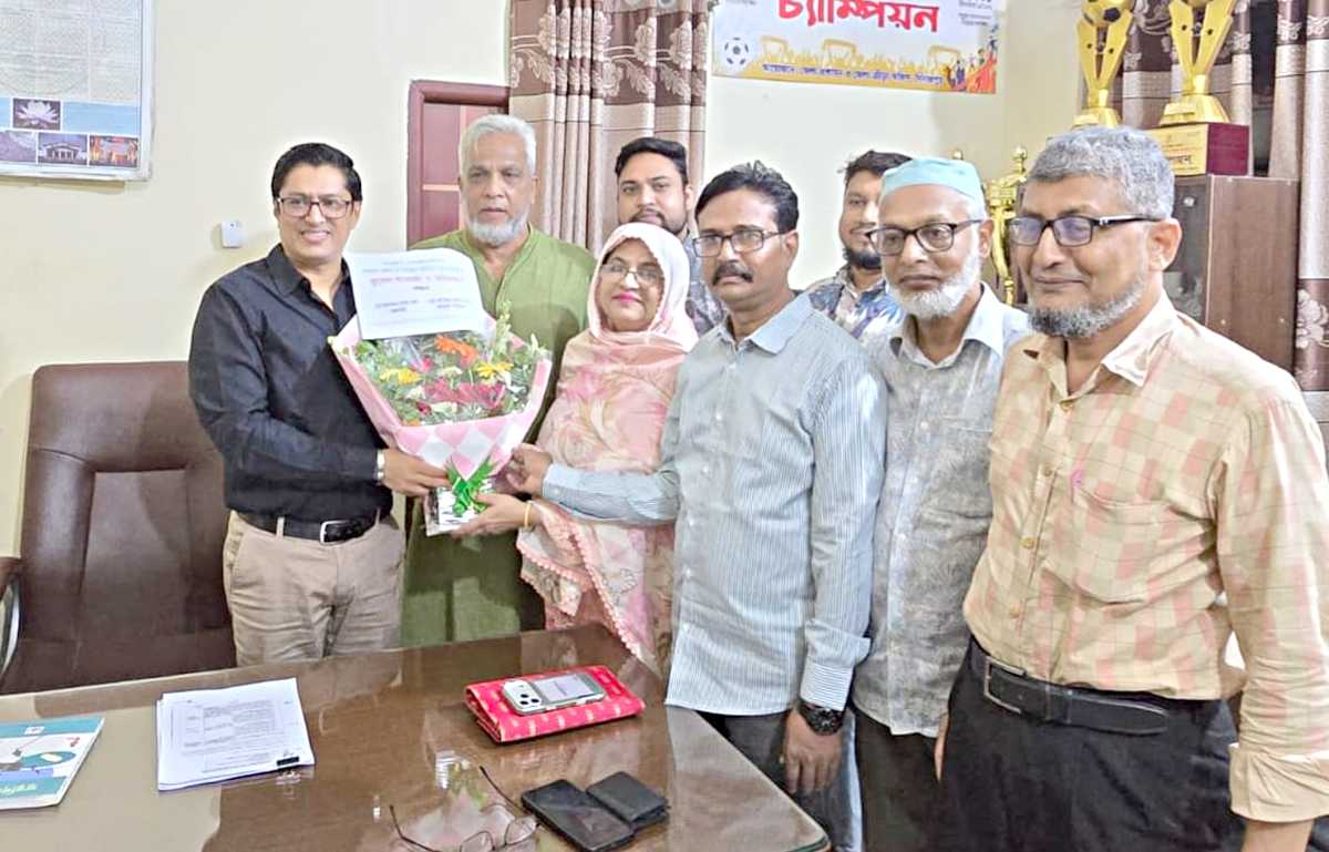 দিনাজপুরে সদ্য যোগদান কৃত পৌর প্রশাসক এর সাথে বেসরকারি ক্লিনিক এন্ড ডায়াগনস্টিক মালিক সমিতি নেতৃবৃন্দের মতবিনিময় অনুষ্ঠিত