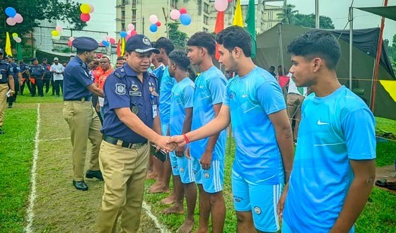তরুণ প্রজন্মকে মাদক থেকে দূরে রাখতে খেলাধুলার কোনো বিকল্প নেই